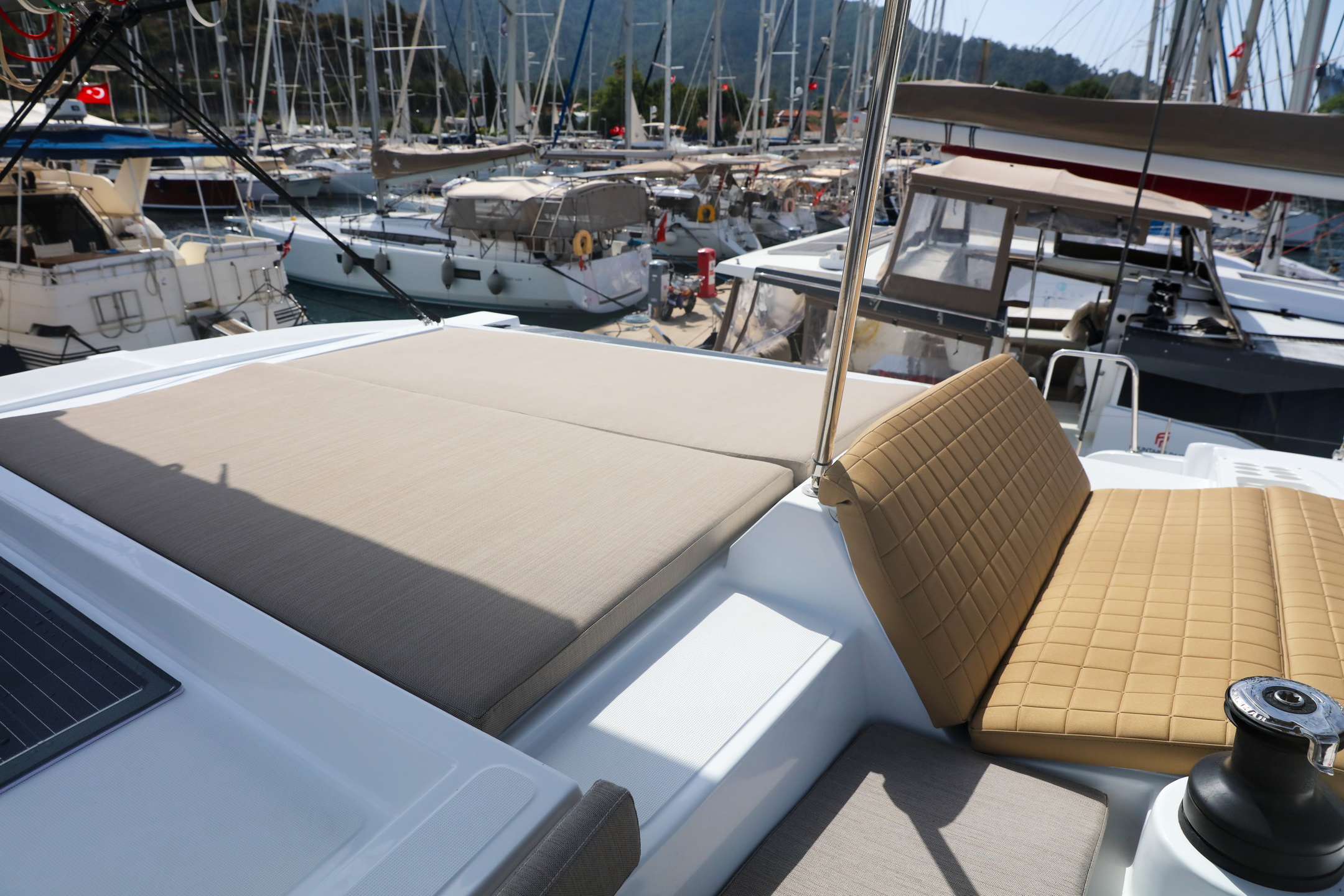 Photo #17 - Bali 4.2 (Zephyr) en Marmaris - 3353