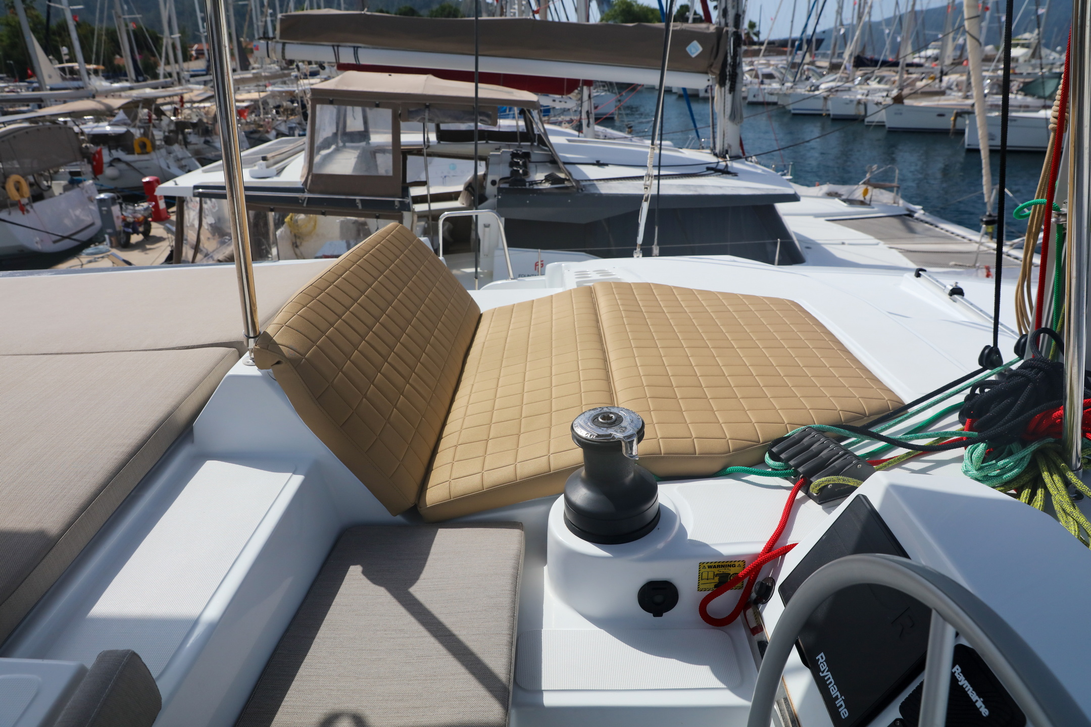 Photo #18 - Bali 4.2 (Zephyr) en Marmaris - 3353