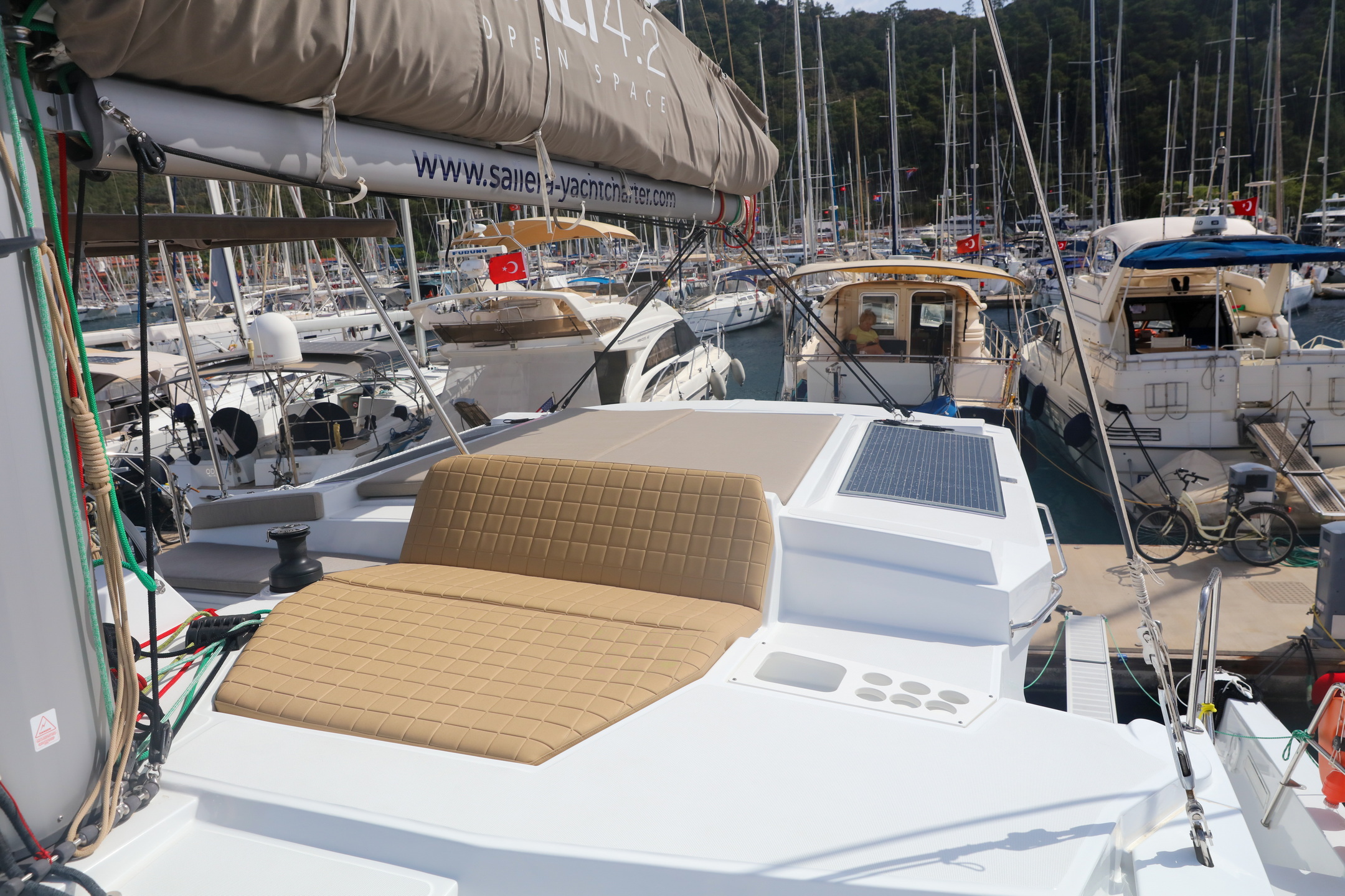 Photo #21 - Bali 4.2 (Zephyr) en Marmaris - 3353
