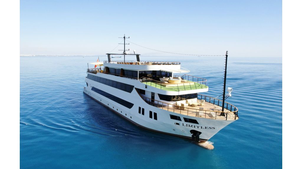 Photo #4 - Custom ship (Limitless) en Antalya - 3368