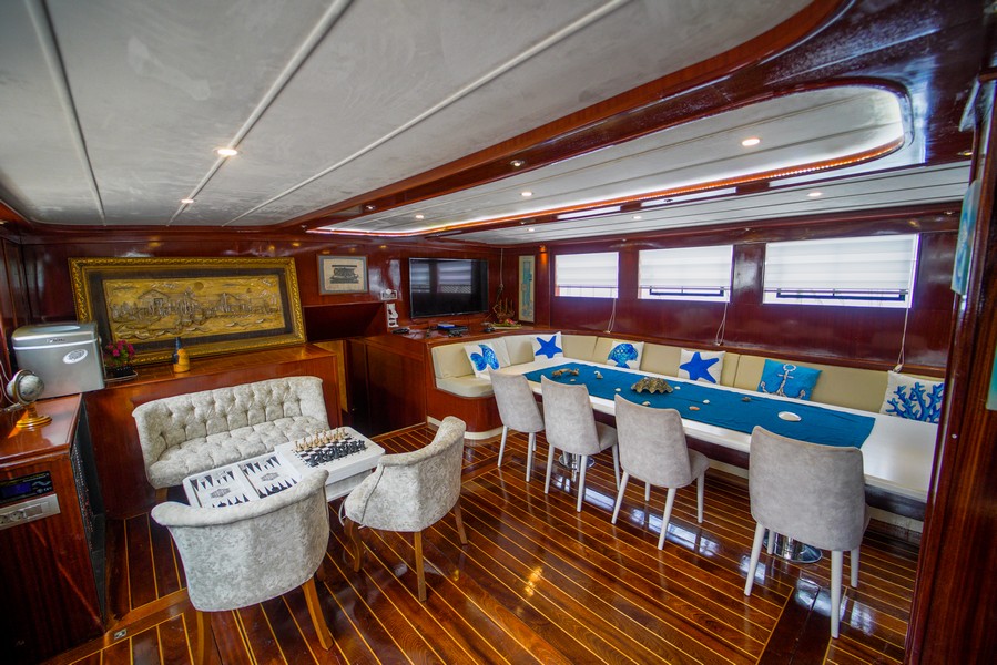 Photo #11 - Motorsailer (Queen Of RTT) in Fethiye - 3379