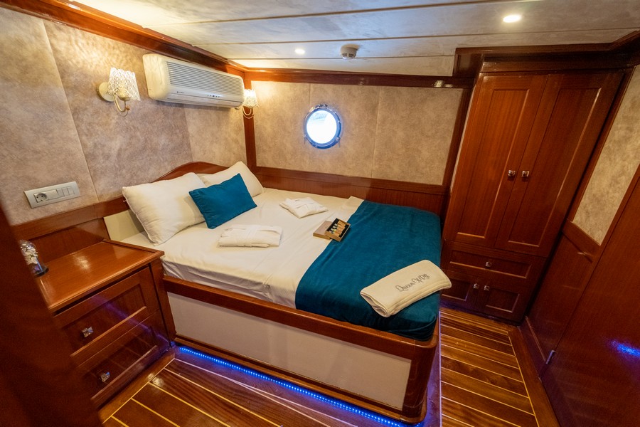 Photo #30 - Motorsailer (Queen Of RTT) in Fethiye - 3379