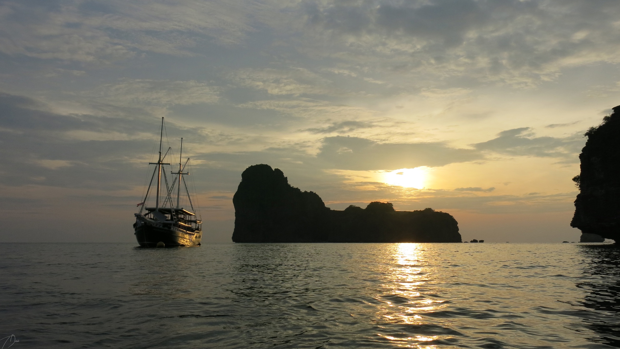 Photo #8 - Indonesian Phinisi (Merdeka 3) in Phuket - 3409