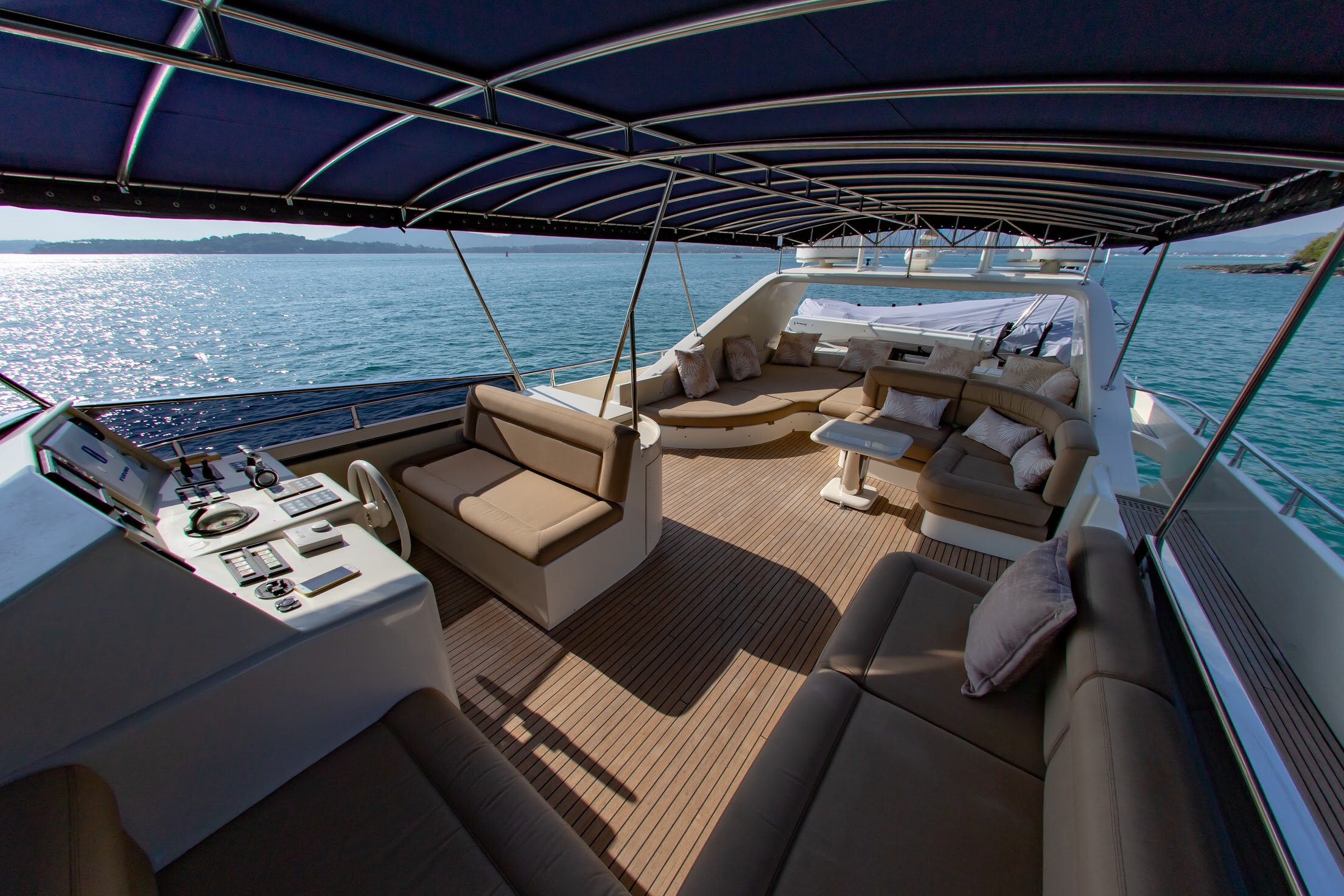 Photo #4 - Technema 89 (Technema 89 Say Yes) in Phuket - 3412