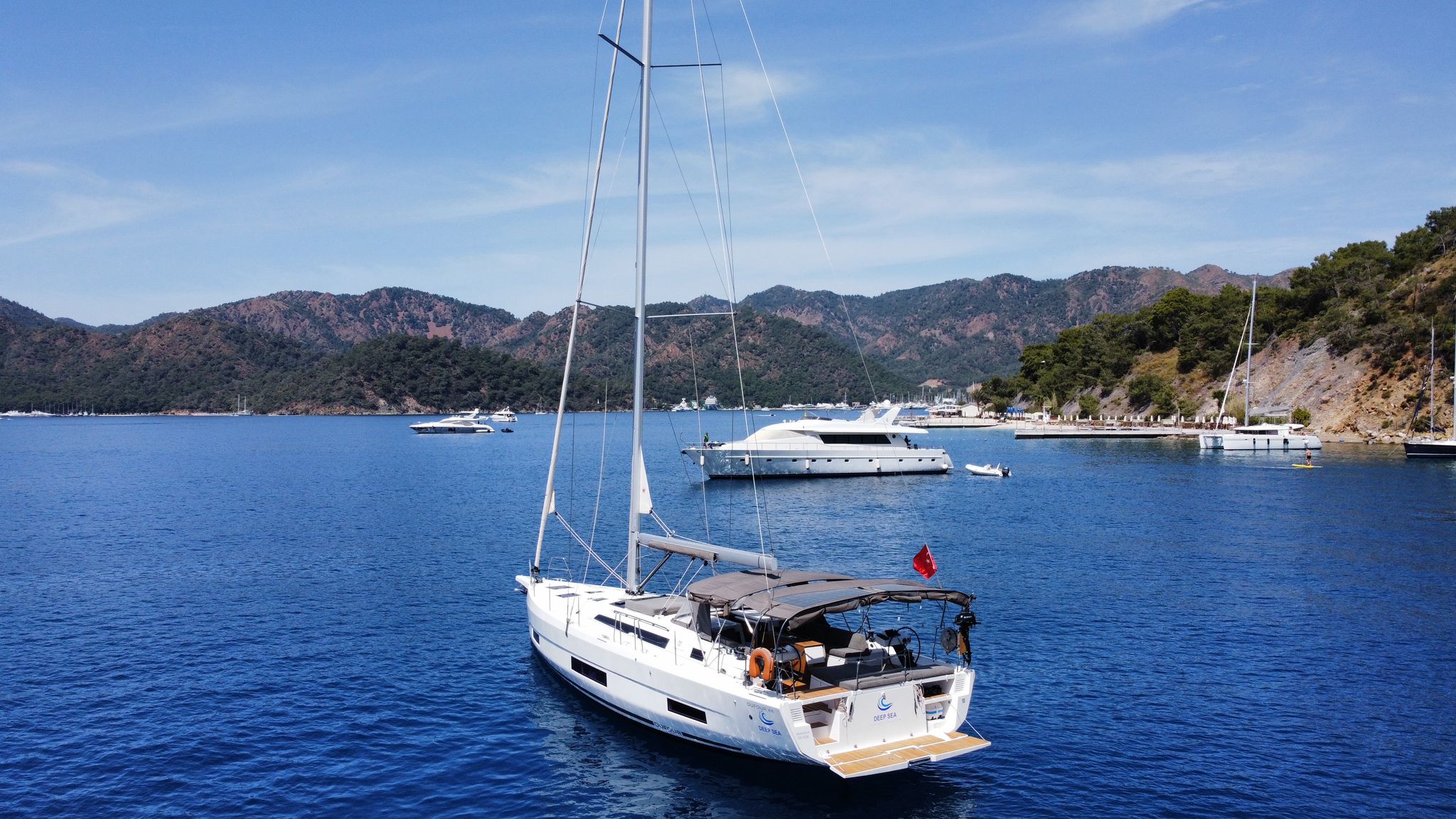 Photo #4 - Dufour 470 (ROBİN) in Fethiye - 3415