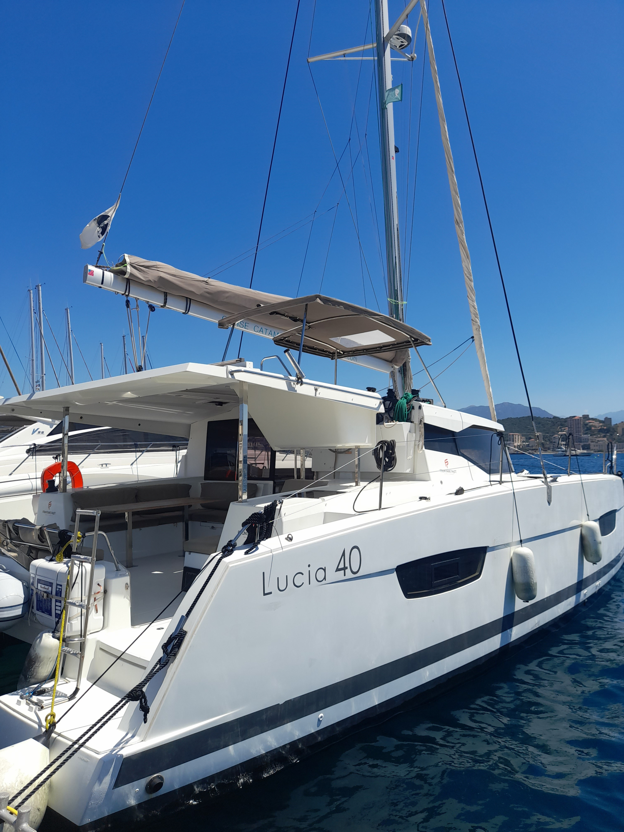 Photo #341 - LUCIA 40 (Aeris) in Le Marin - 26499