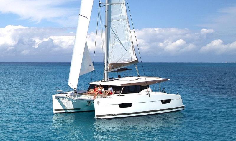 Photo #4 - LUCIA 40 (Aeris) in Le Marin - 26499