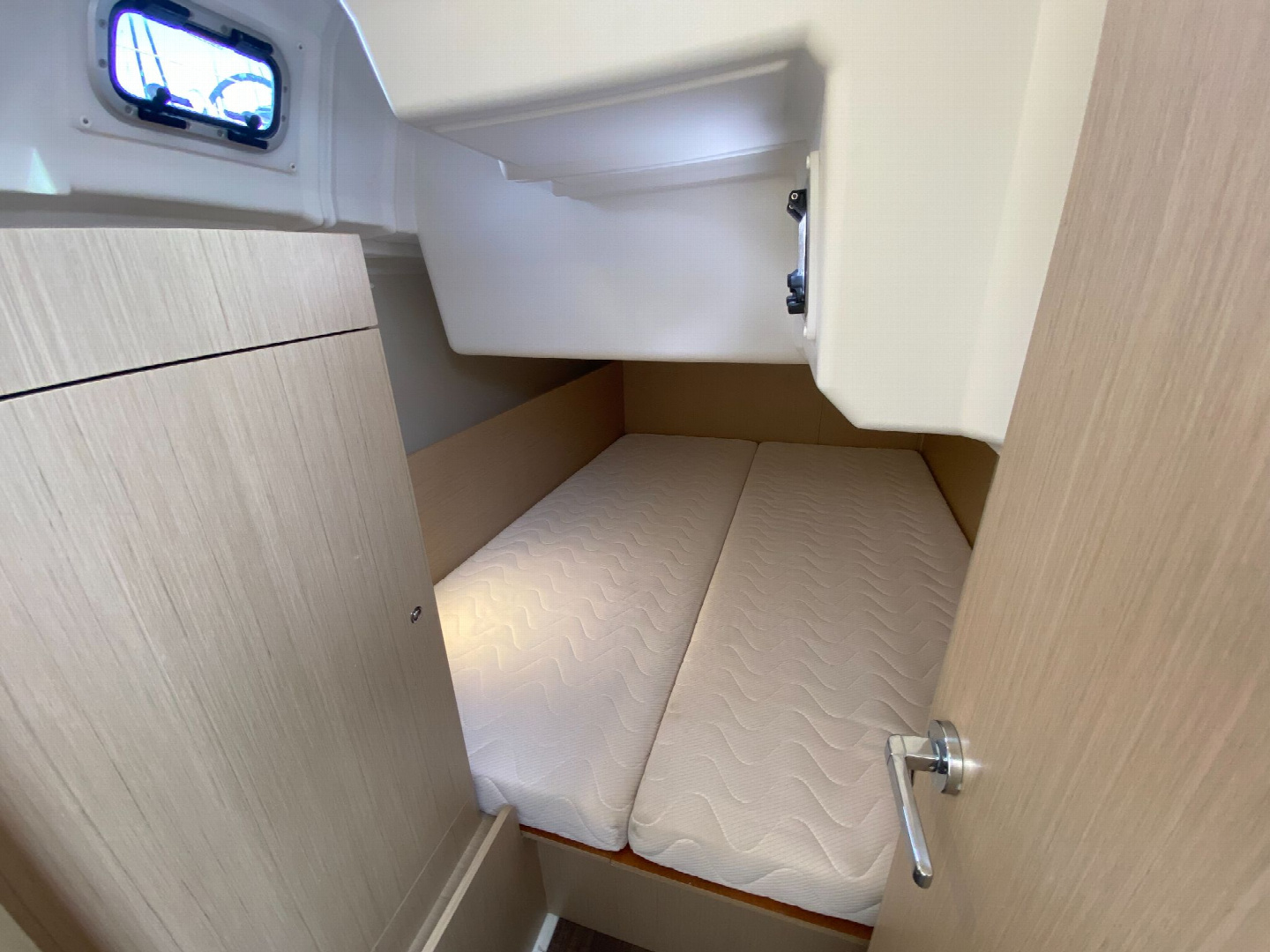 Photo #4 - BENETEAU OCEANIS 35.1 (Zanzibar) in Ajaccio - 3500
