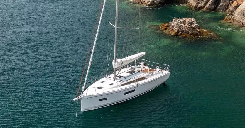 BENETEAU OCEANIS 37.1 (Bora-Bora)  - 0
