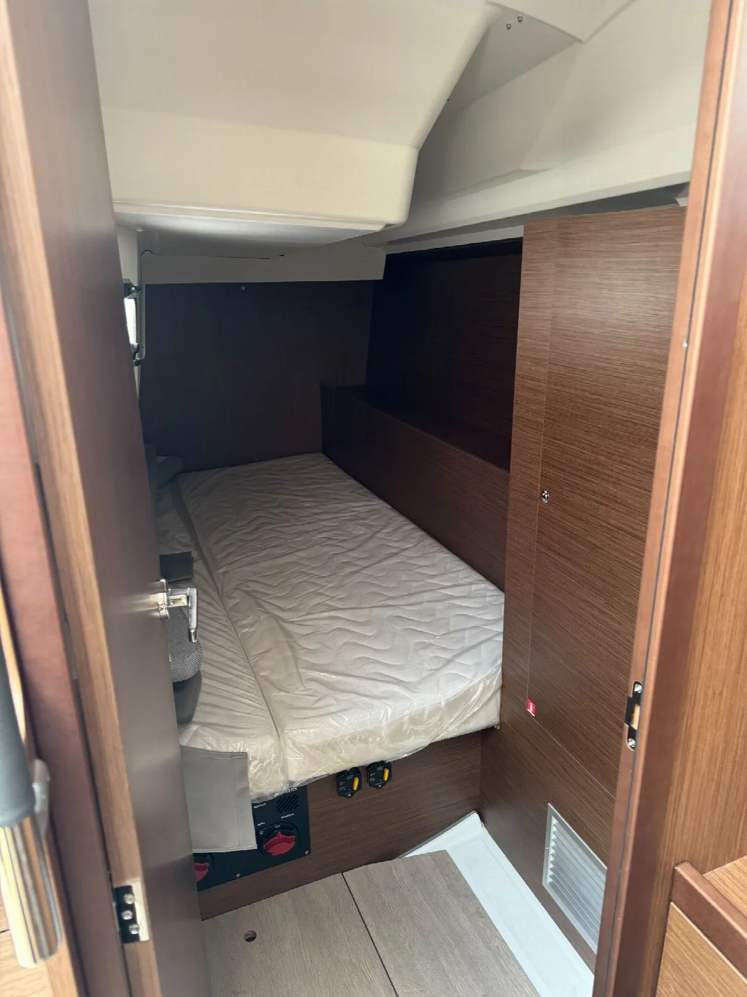 BENETEAU OCEANIS 37.1 (Bora-Bora)  - 4