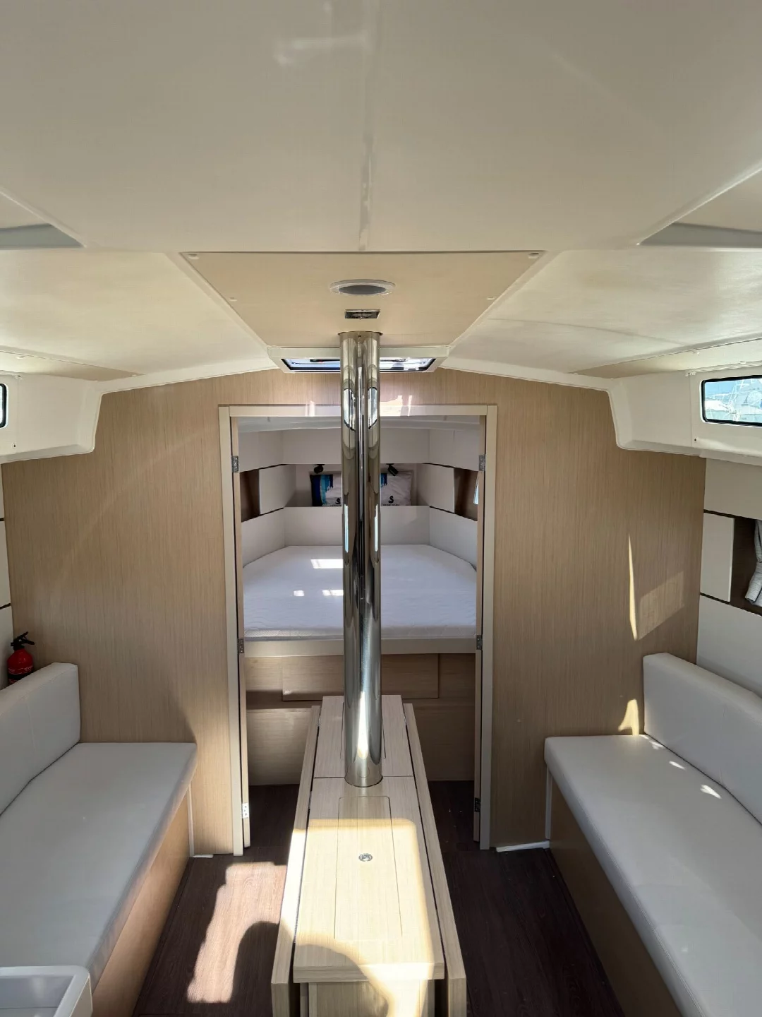 BENETEAU OCEANIS 38.1 (Melahel II)  - 1