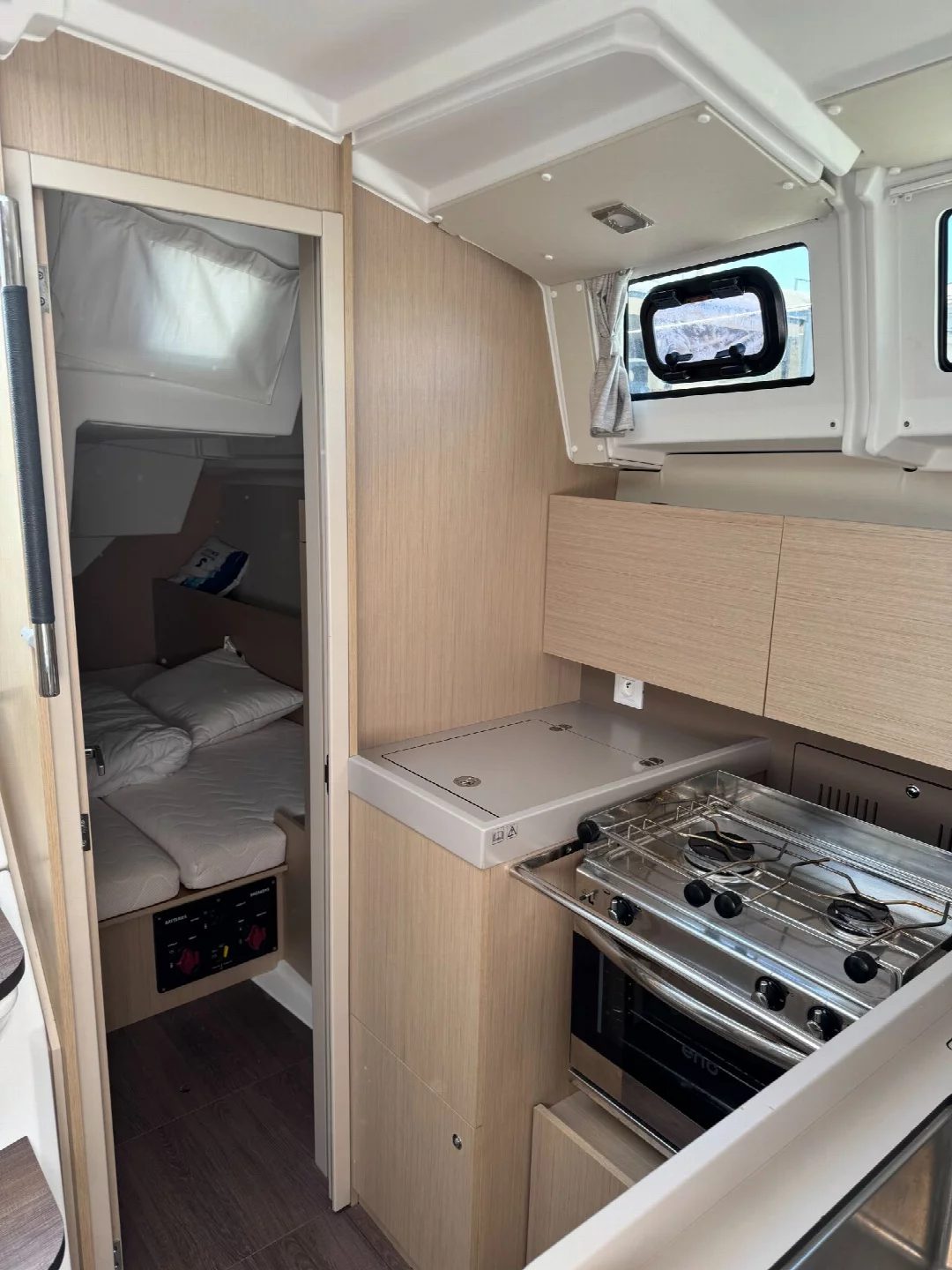 BENETEAU OCEANIS 38.1 (Melahel II)  - 7