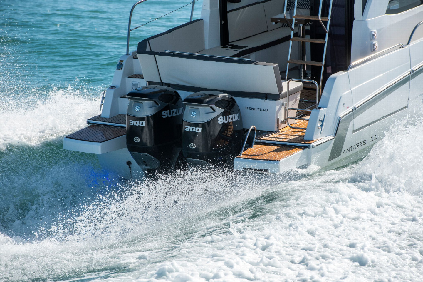 Photo #7 - BENETEAU ANTARES 11 FLY (Mazolello) en Ajaccio - 3522