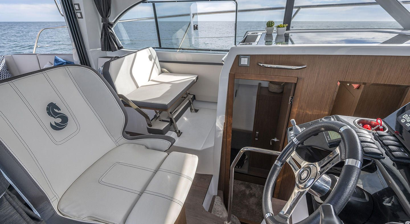 Photo #9 - BENETEAU ANTARES 11 FLY (Mazolello) en Ajaccio - 3522