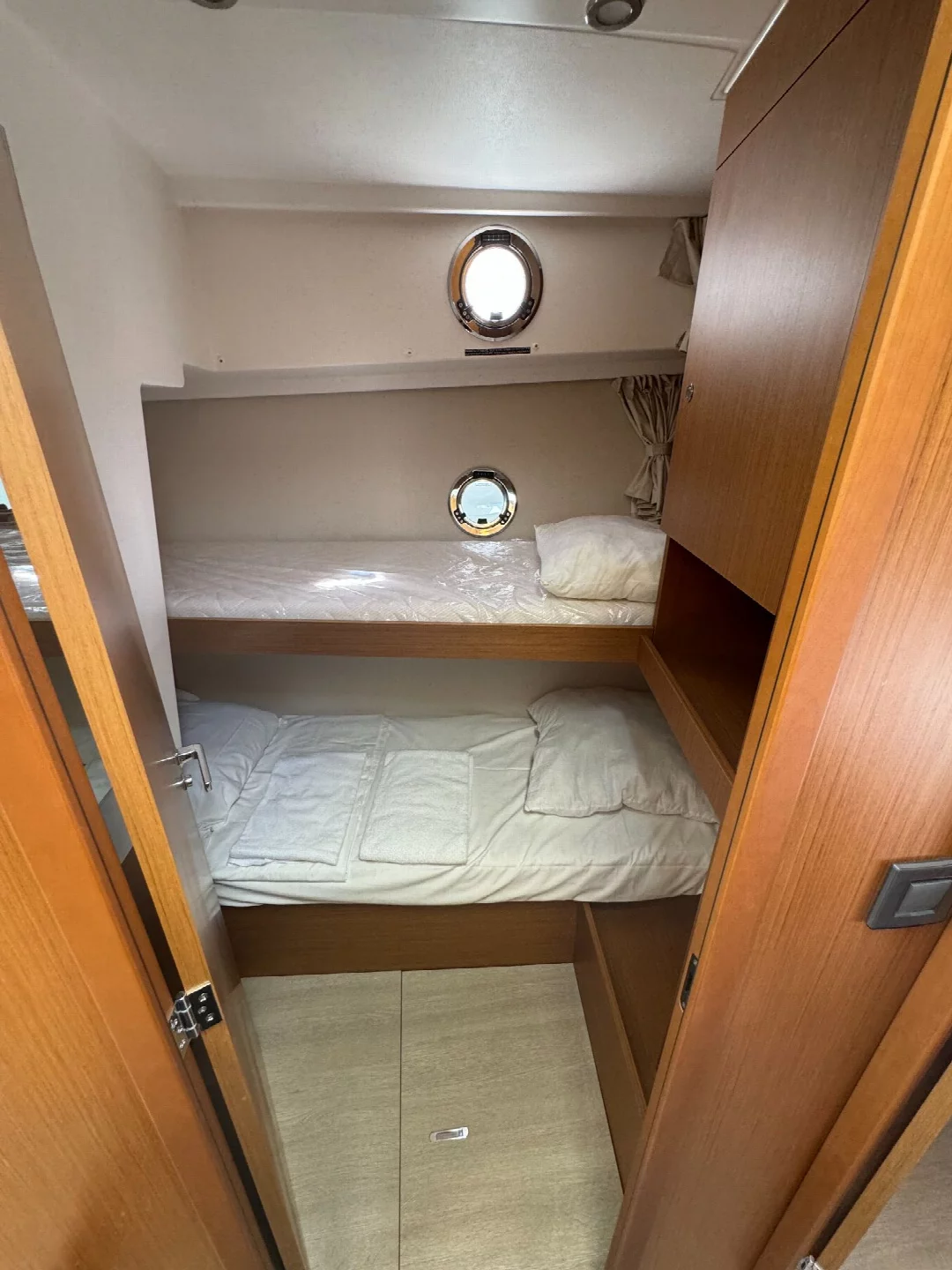 BENETEAU SWIFT TRAWLER 35 (Lui Di Ju)  - 3
