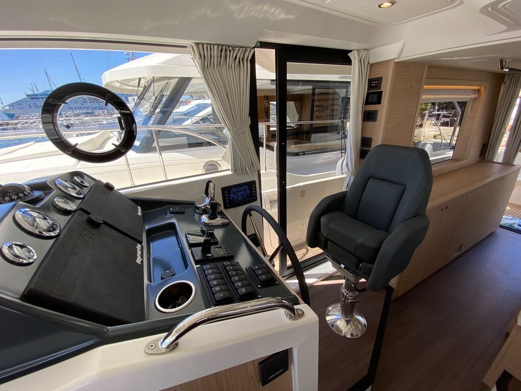 Photo #2 - BENETEAU SWIFT TRAWLER 48 (BENETEAU SWIFT TRAWLER 48) in Ajaccio - 3525