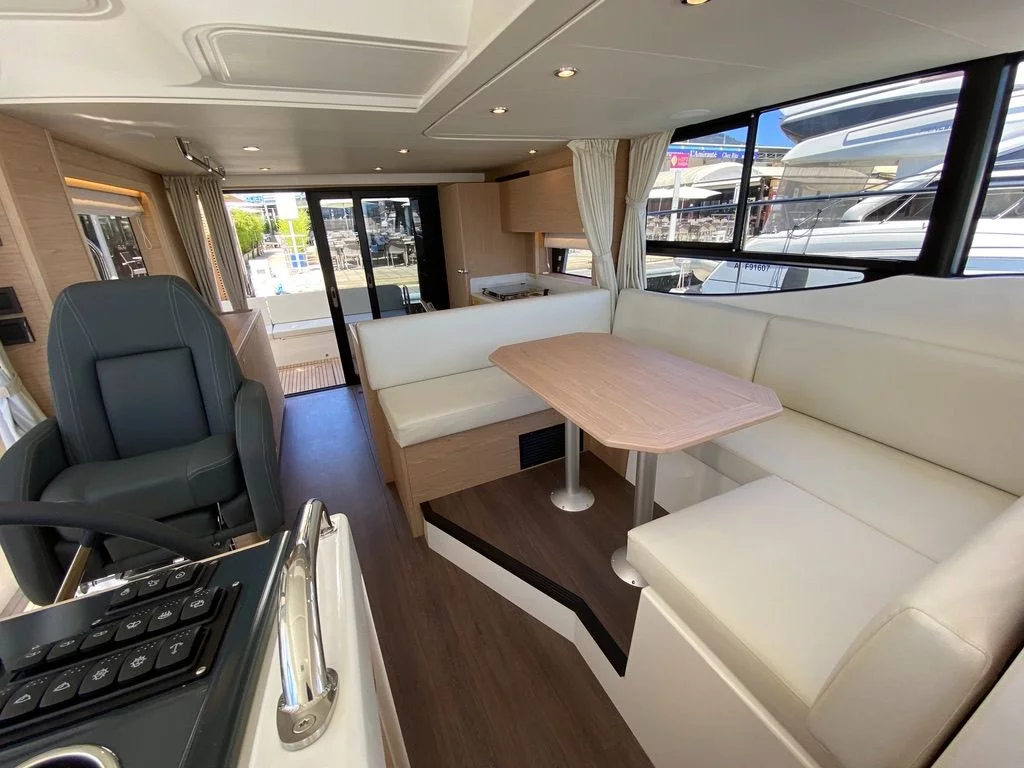 BENETEAU SWIFT TRAWLER 48 (BENETEAU SWIFT TRAWLER 48)  - 10