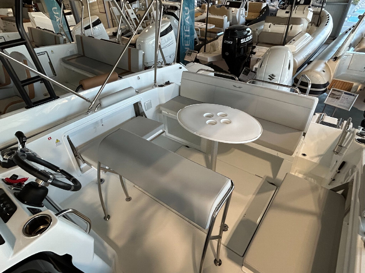 Photo #9 - BENETEAU Flyer 7 SPACEdeck (Leon) in Ajaccio - 3532