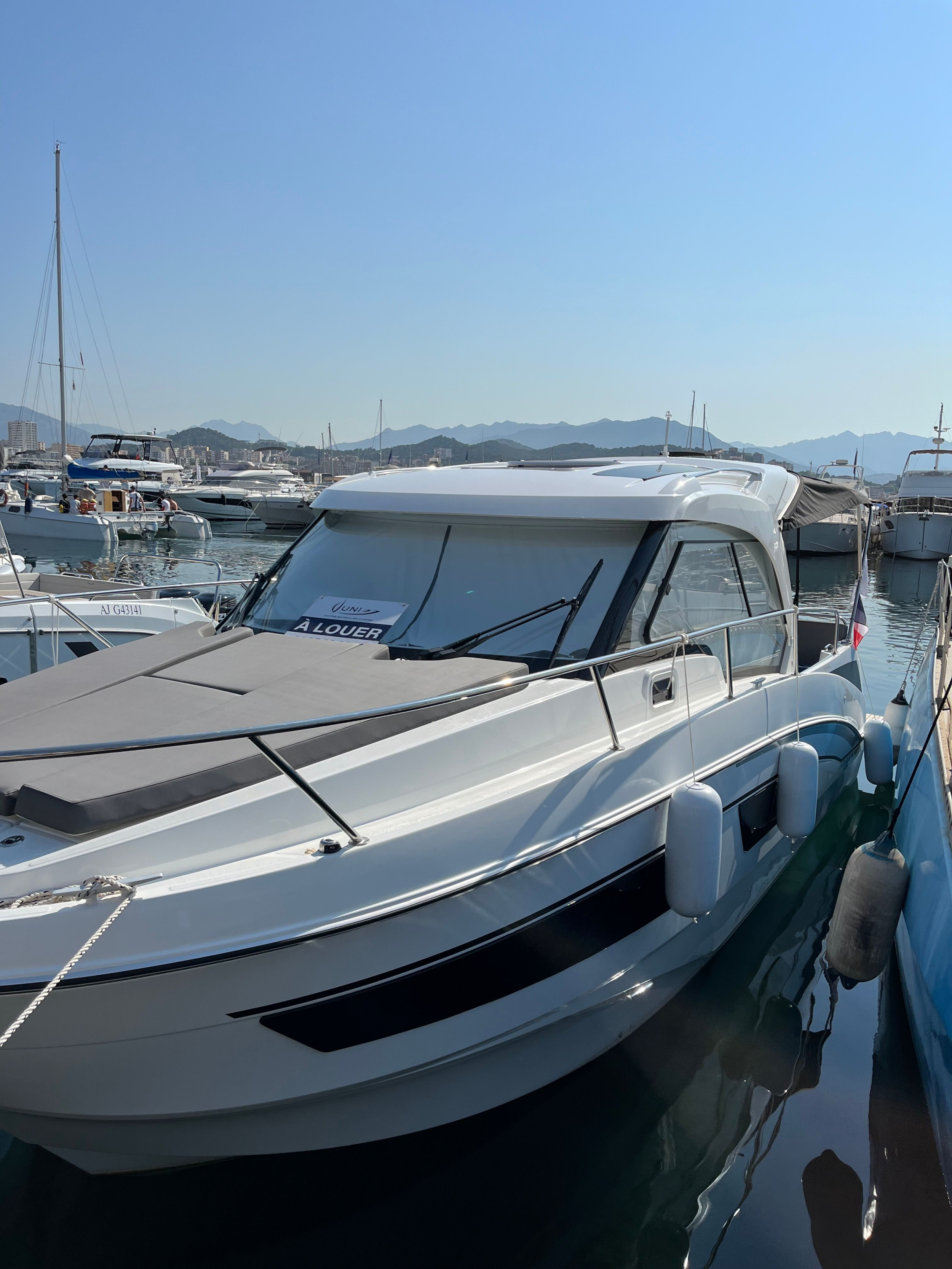 Photo #5 - BENETEAU ANTARES 9 (Osaka) in Ajaccio - 3533
