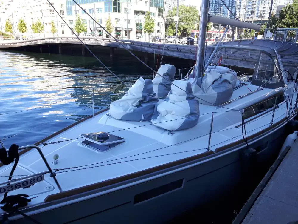 Beneteau Oceanis 41 (WhiRLygirl)  - 1