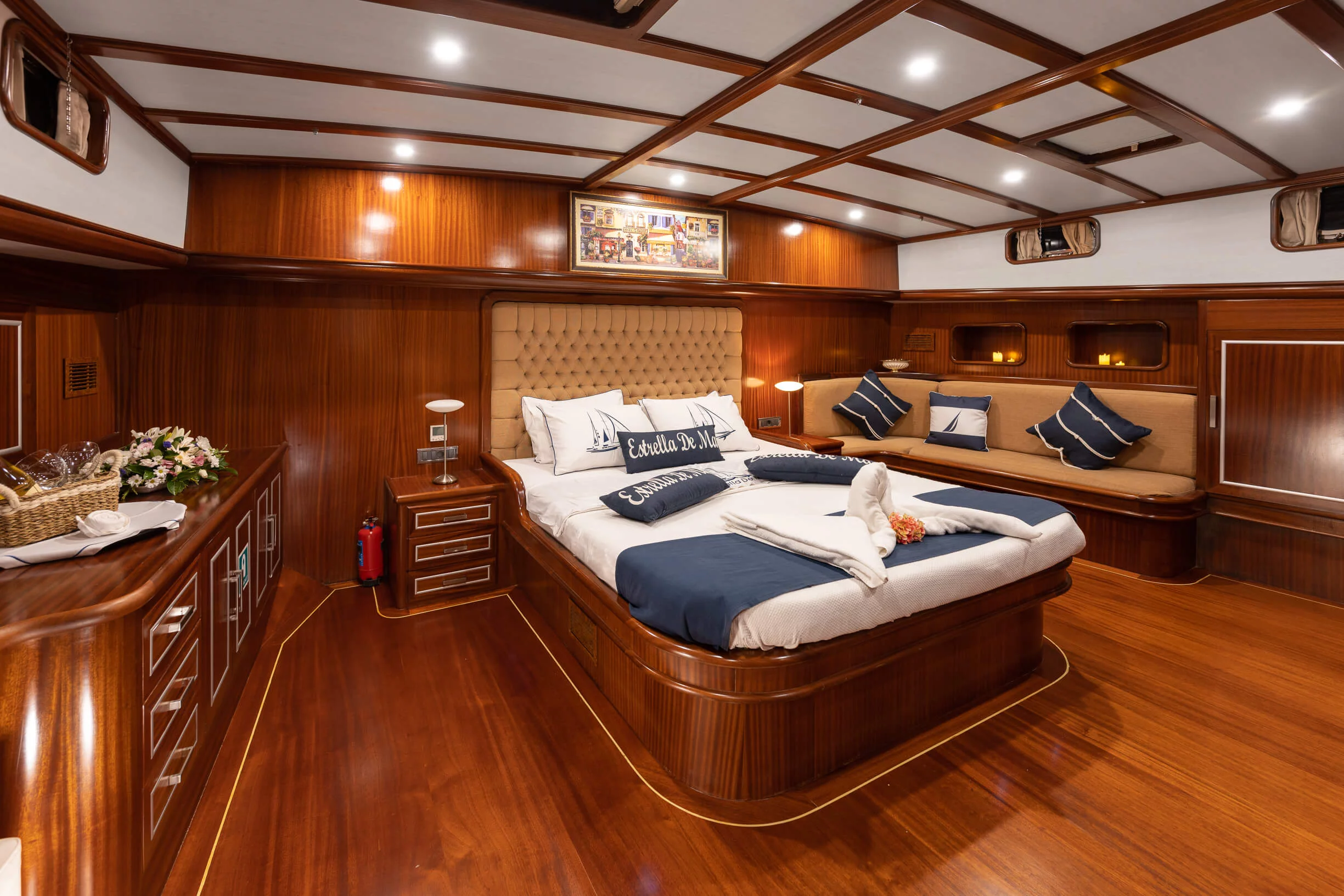 Custom-built (Estrella De Mar)  - 7