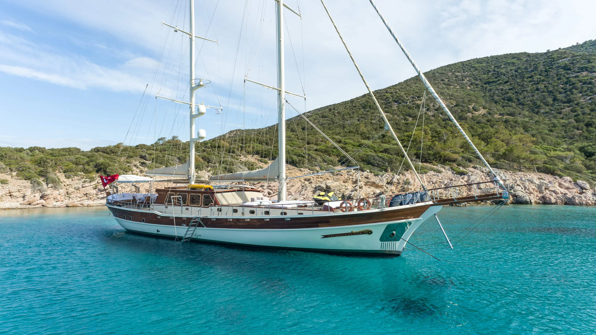 Custom-built (Estrella De Mar)  - 0