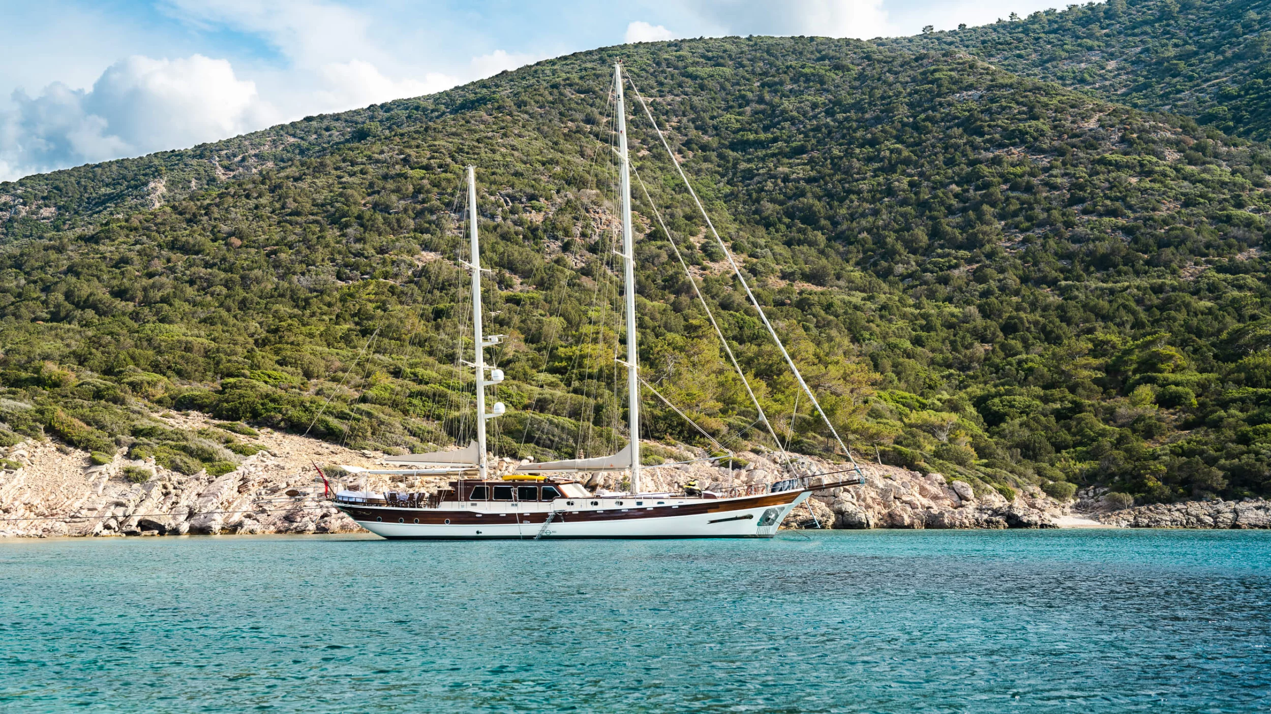 Custom-built (Estrella De Mar)  - 19