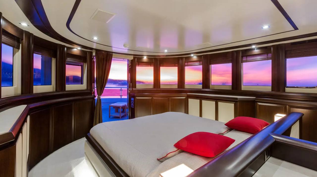 Photo #17 - N30 (Filippetti Yachts) in Nassau - 3573