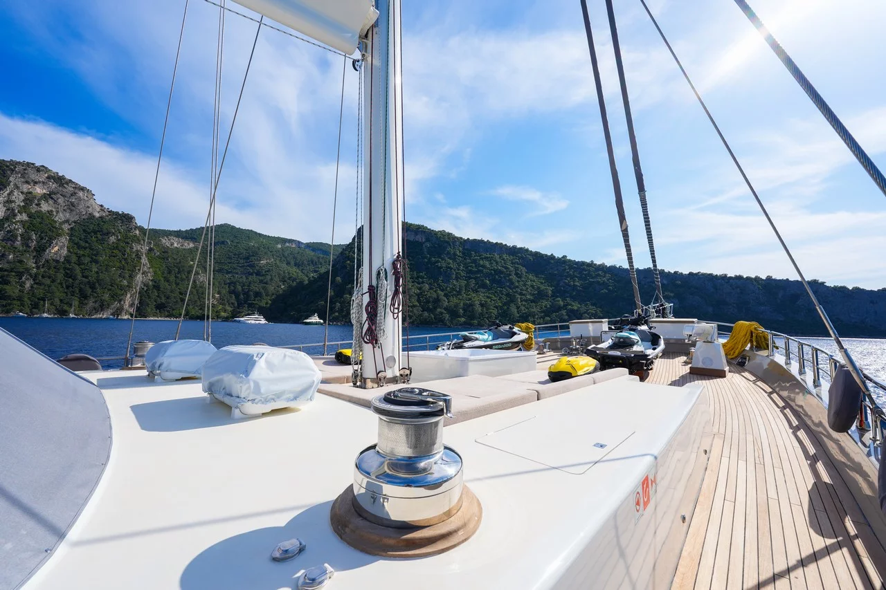 King Of The Sea (King Of The Sea)  - 44
