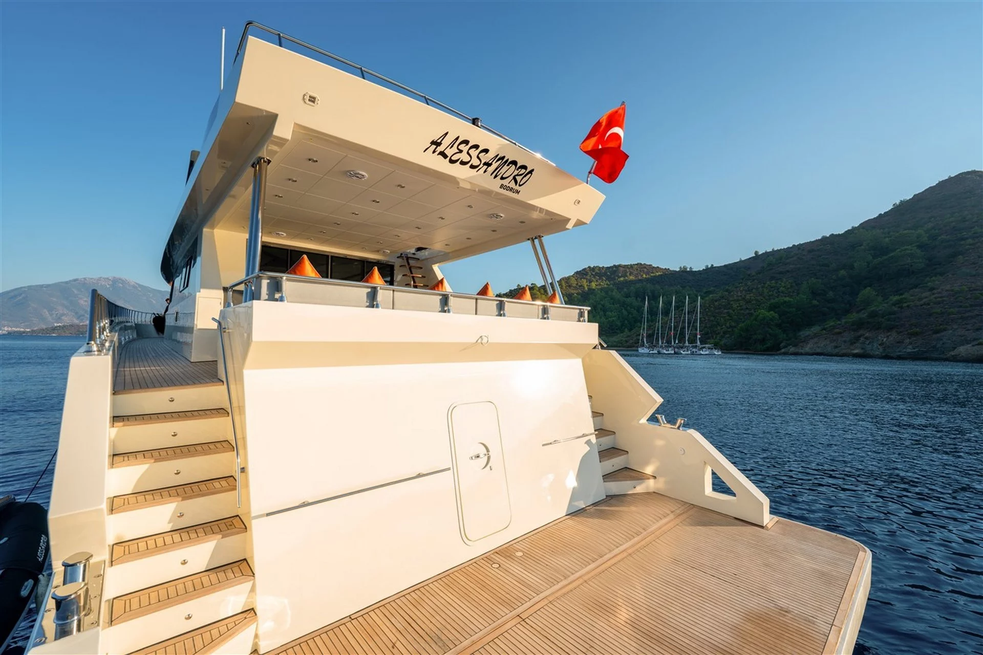 Trawler (Alessandro)  - 20
