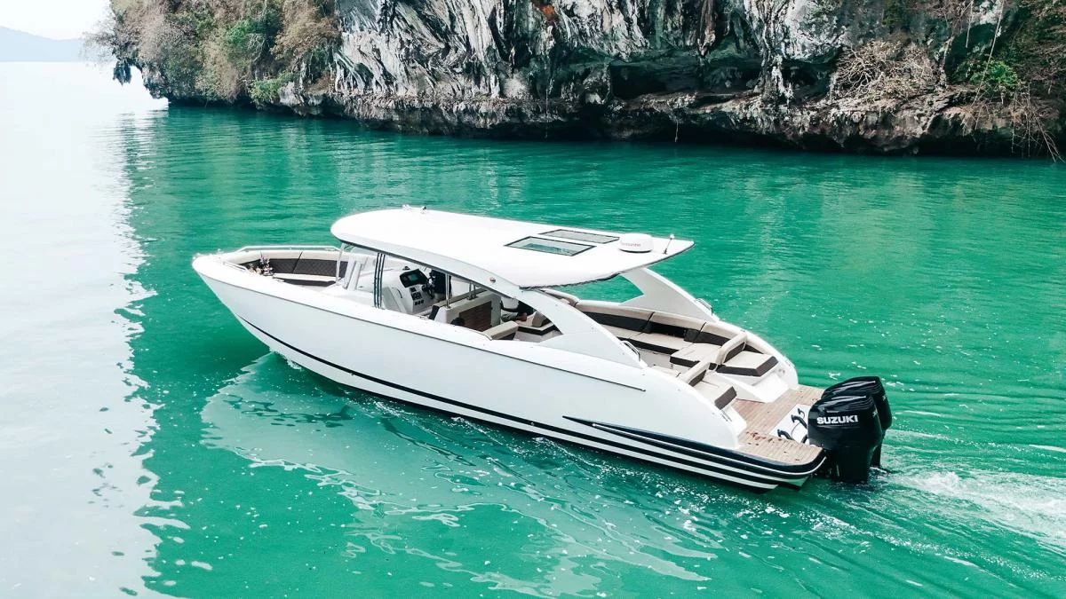 42ft Sport Cruiser (Ocean Pearl)  - 0