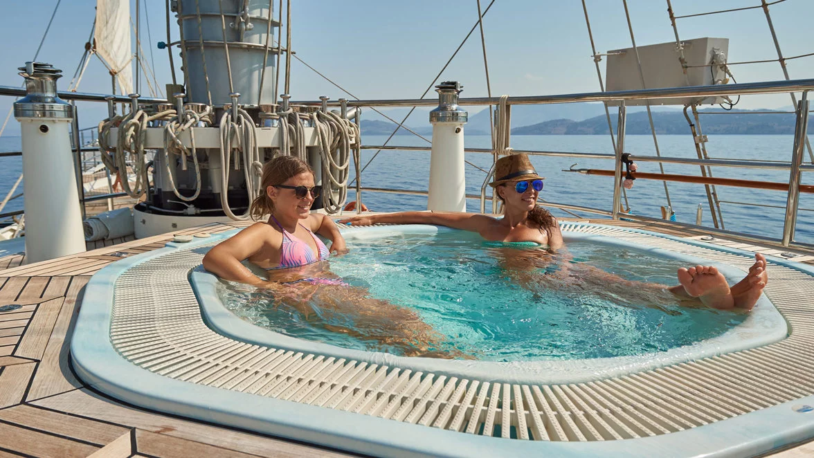 Schooner - sailing cruise ship (Running on Waves)  - 11