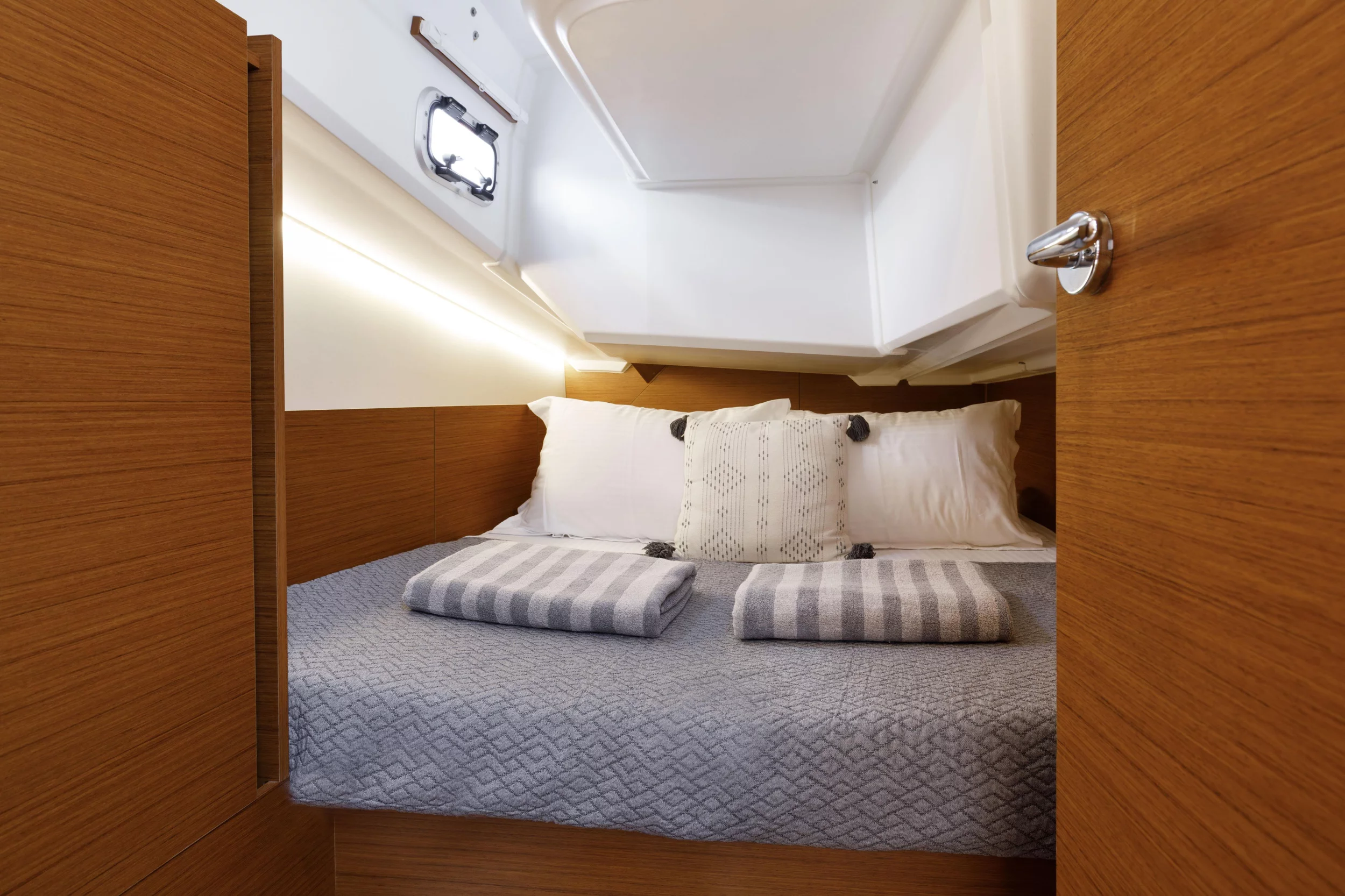 Sun Odyssey 380 (Albion)  - 5