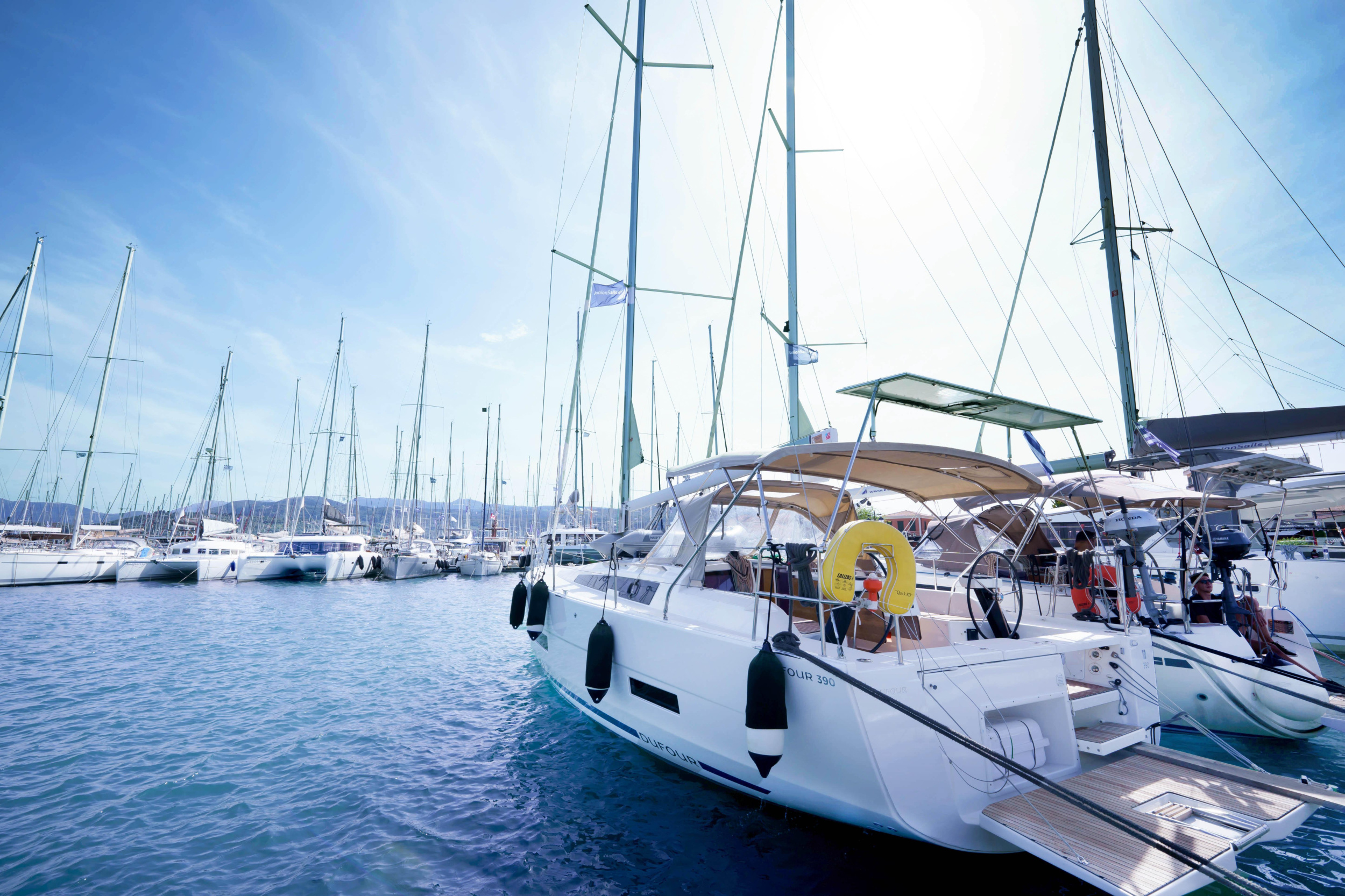 Photo #2 - Dufour 390 (Blue Dream) en Lefkada - 21249