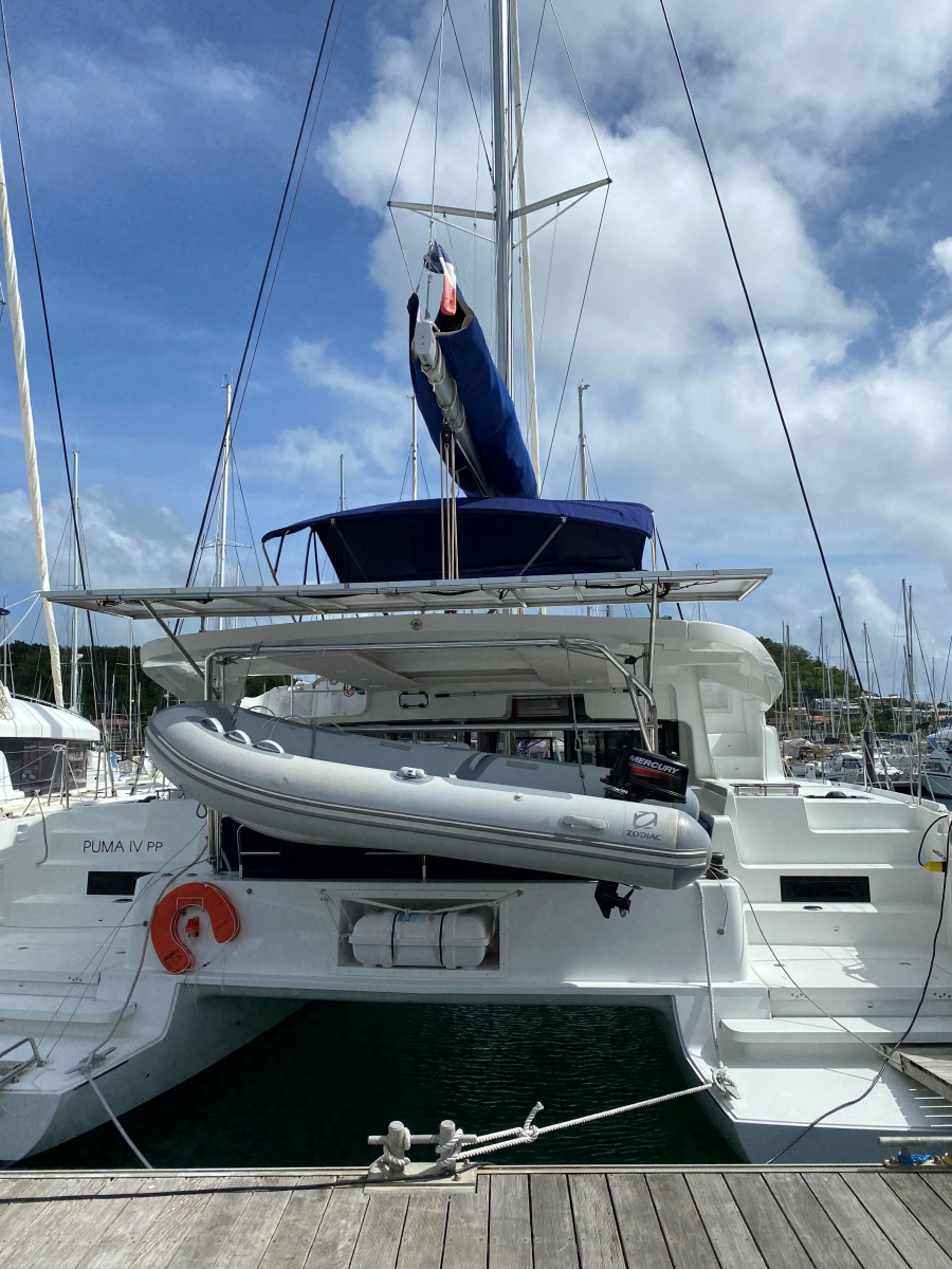 Lagoon 46 — photo 11