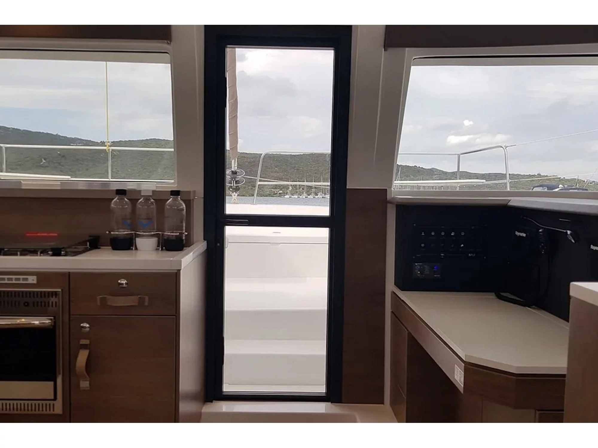 Bali 4.2 (Ziphius) Interior image - 18