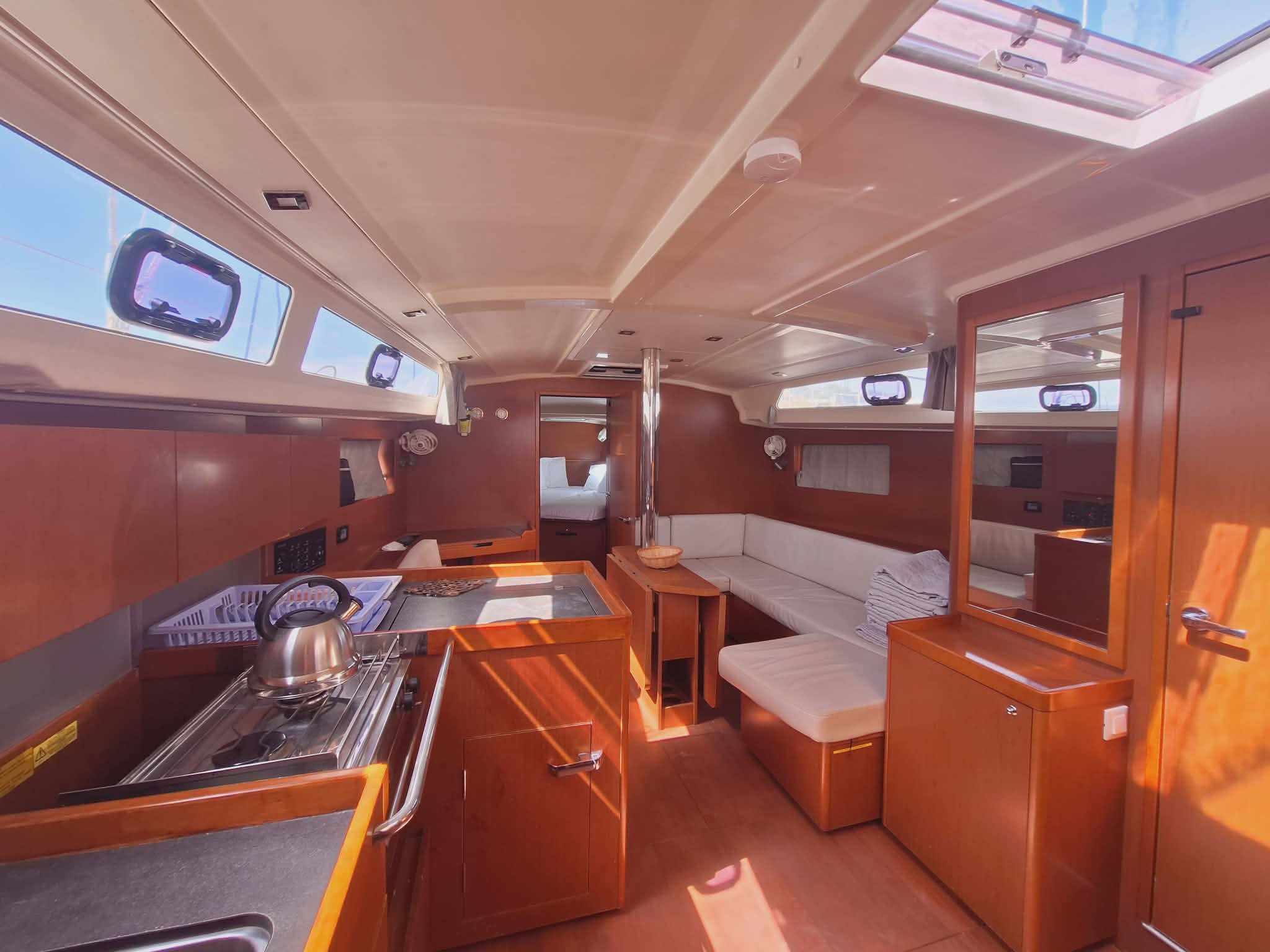 Oceanis 41.1 — photo 6