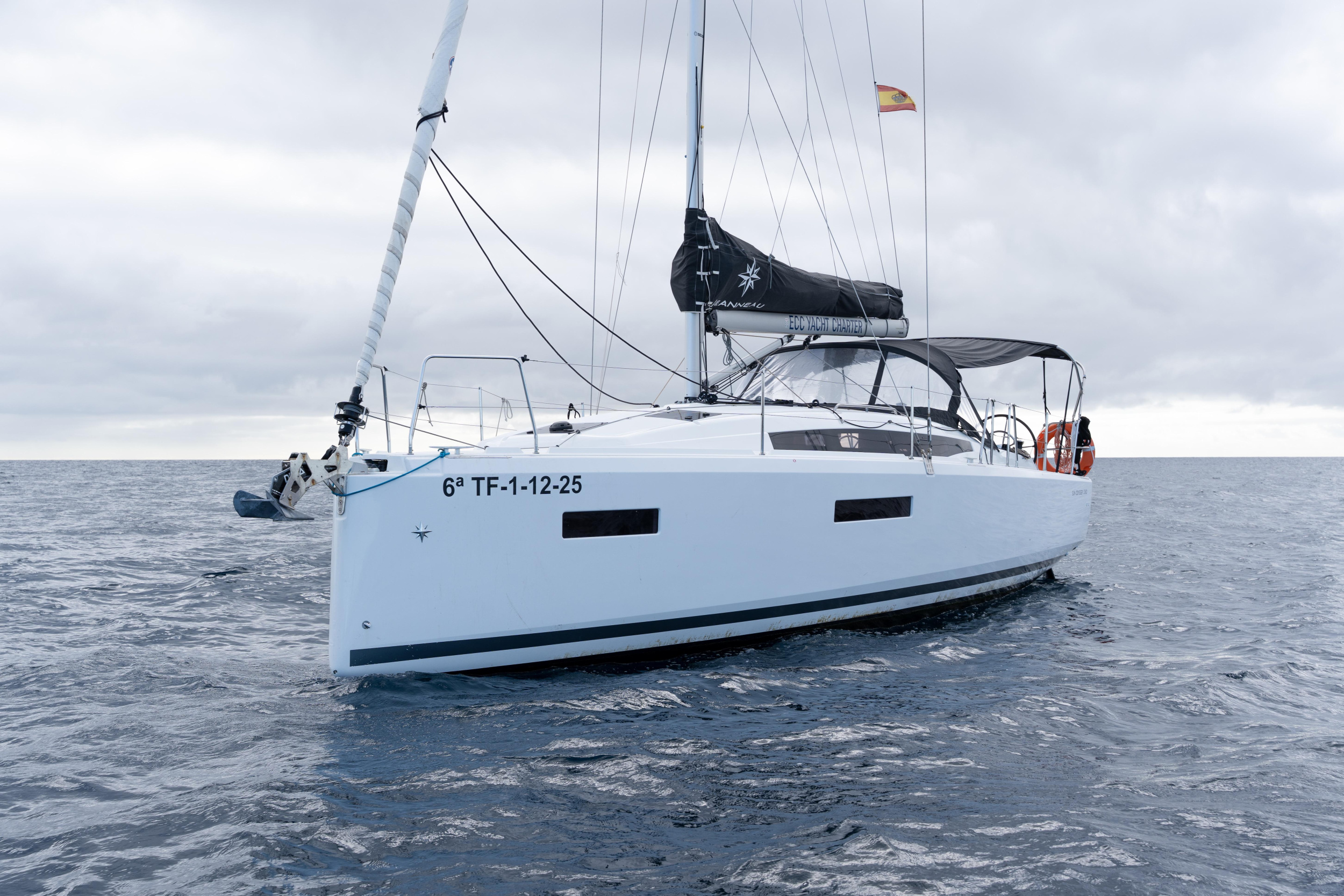 Sun Odyssey 380 — photo 5