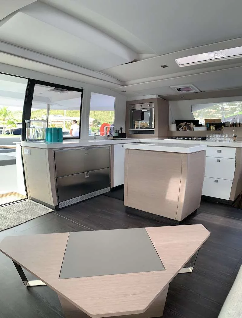 Fountaine Pajot Saona 47 (Champs-Elysees)  - 1