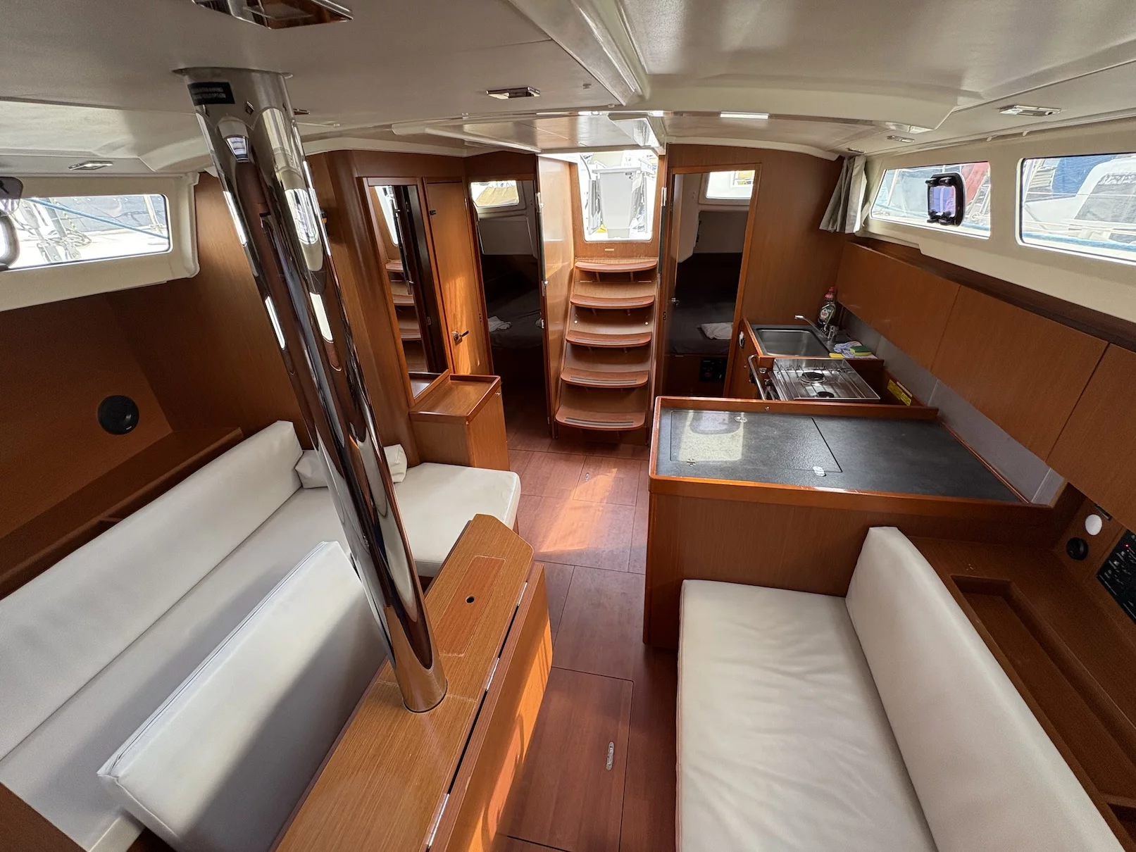 Oceanis 41.1 (Simba (!from Monday!)) Interior image - 5
