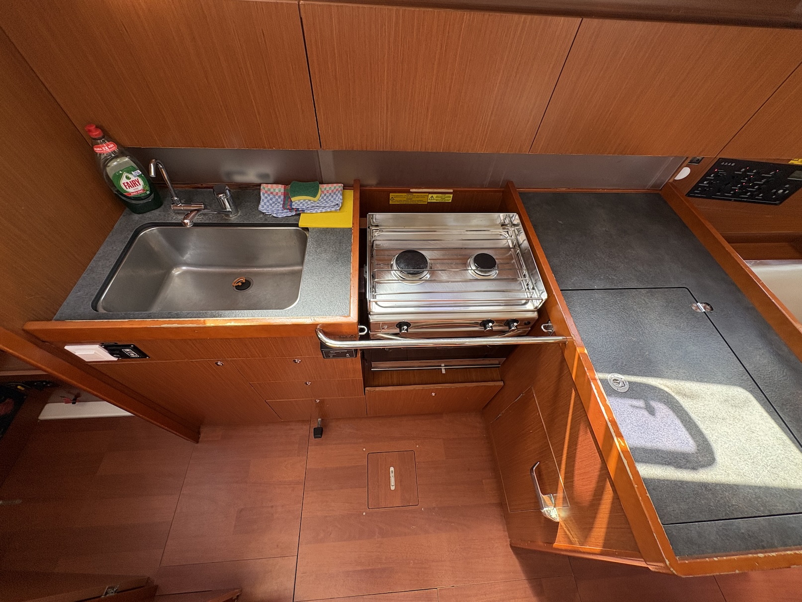 Photo #3 - Oceanis 41.1 (Simba (!from Monday!)) in Teneriffa - 25277