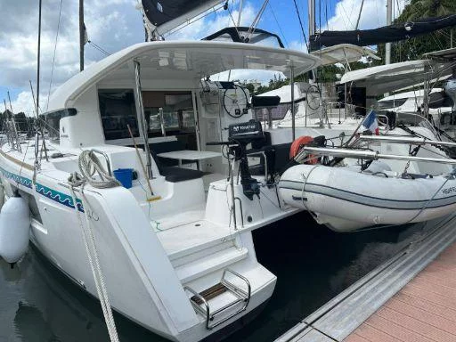 Lagoon 40 (Unique) Exterior Image 4 - 1