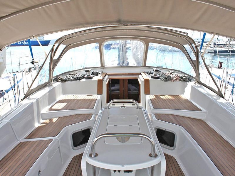 Photo #3 - Jeanneau 53 (Zeus) in Lavrion - 20066