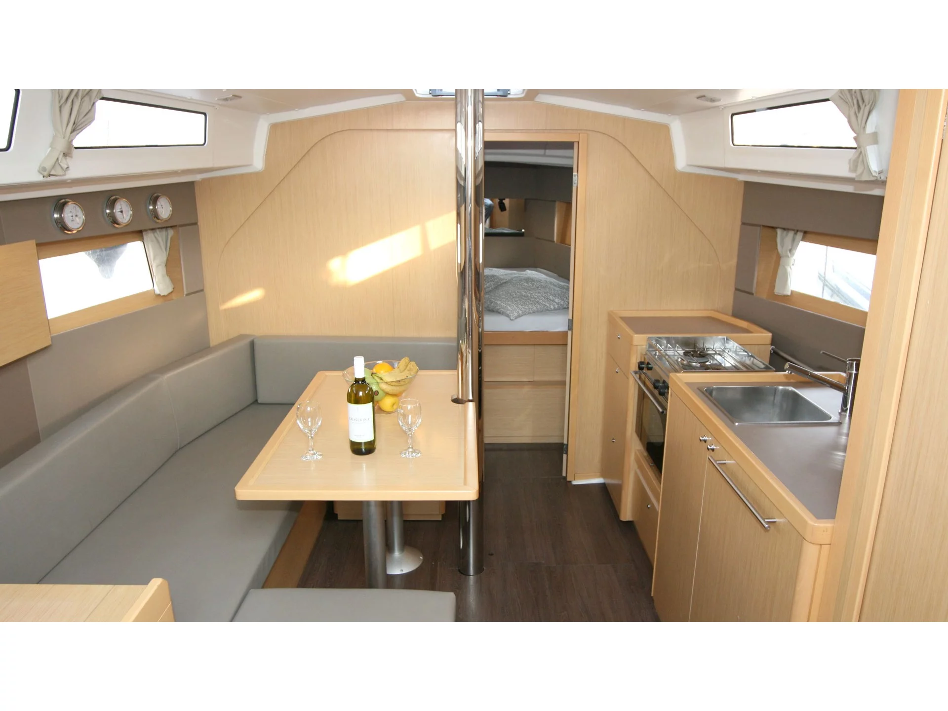 Oceanis 38 (Olli) Interior image - 20