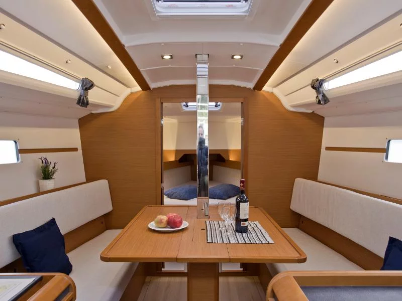 Sun Odyssey 349 (SheShe) Interior image - 5