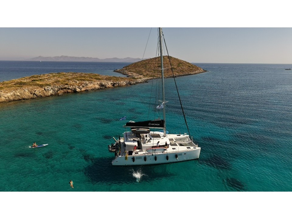 Photo #1 - Lagoon 450 Flybridge (Greis) en Rodas - 16472