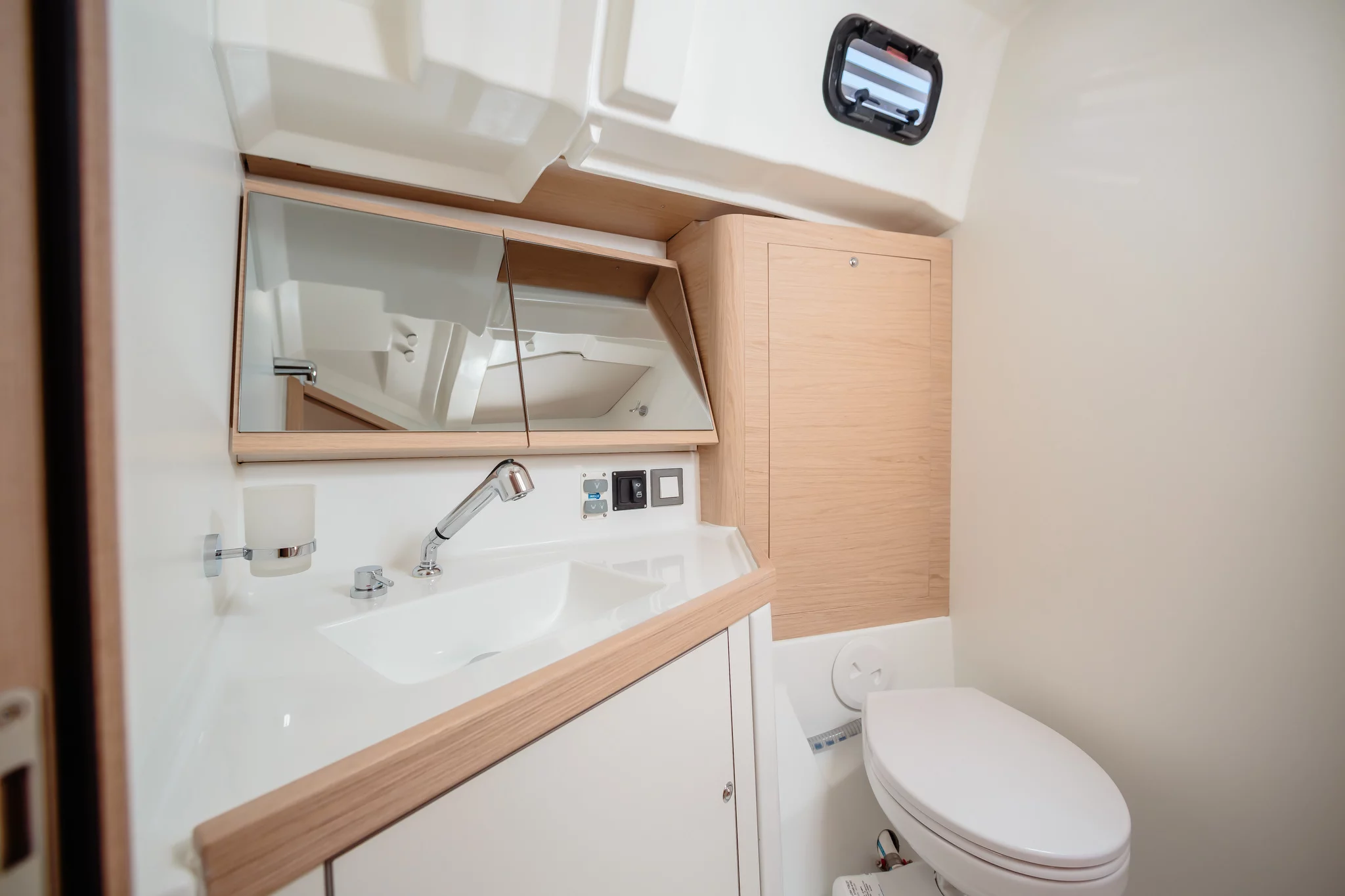 Oceanis 46.1 (Nemesi - Standard line) bagno - 3