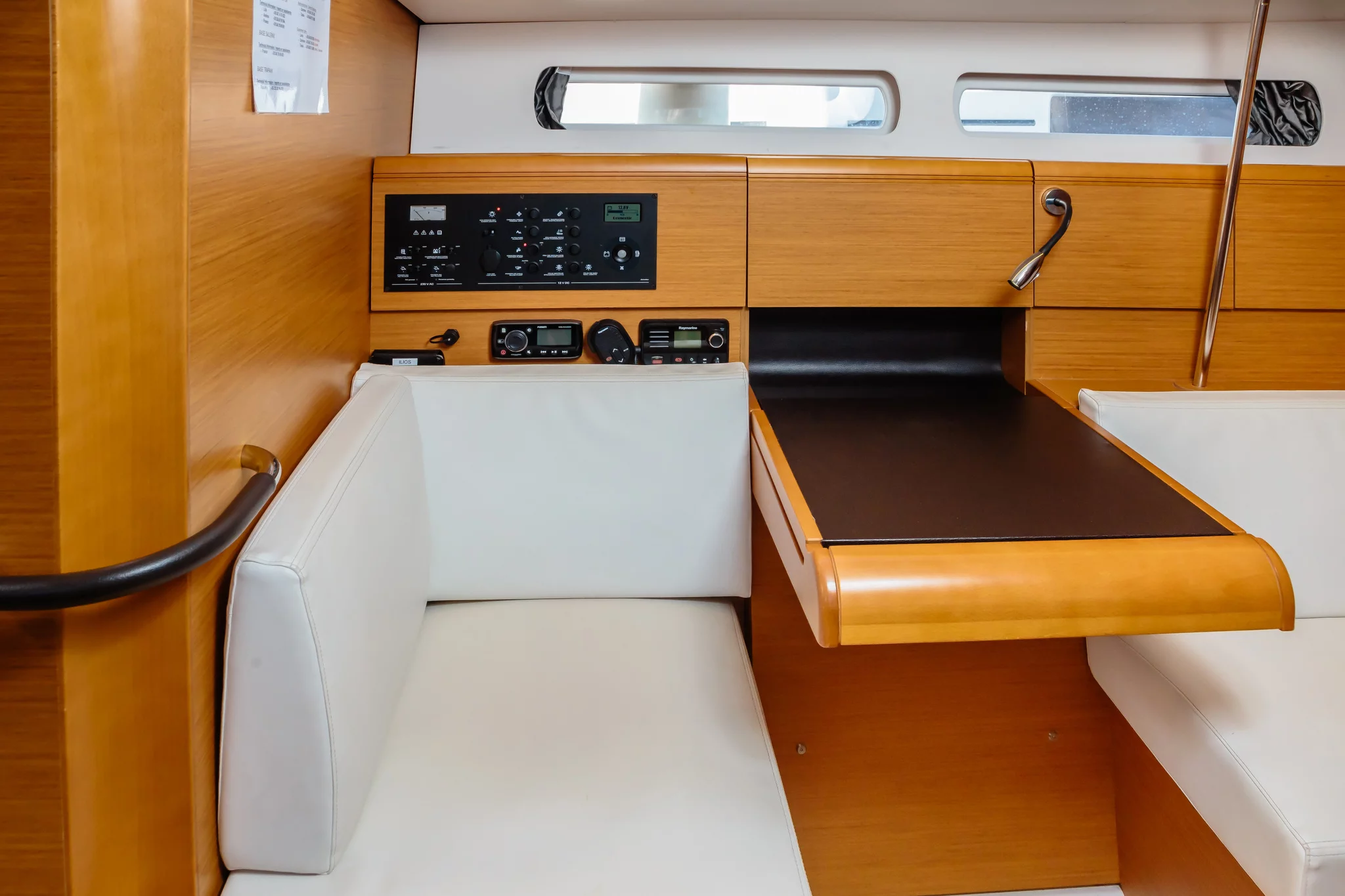 Sun Odyssey 449 (Ilios - Standard line) piano carteggio - 4