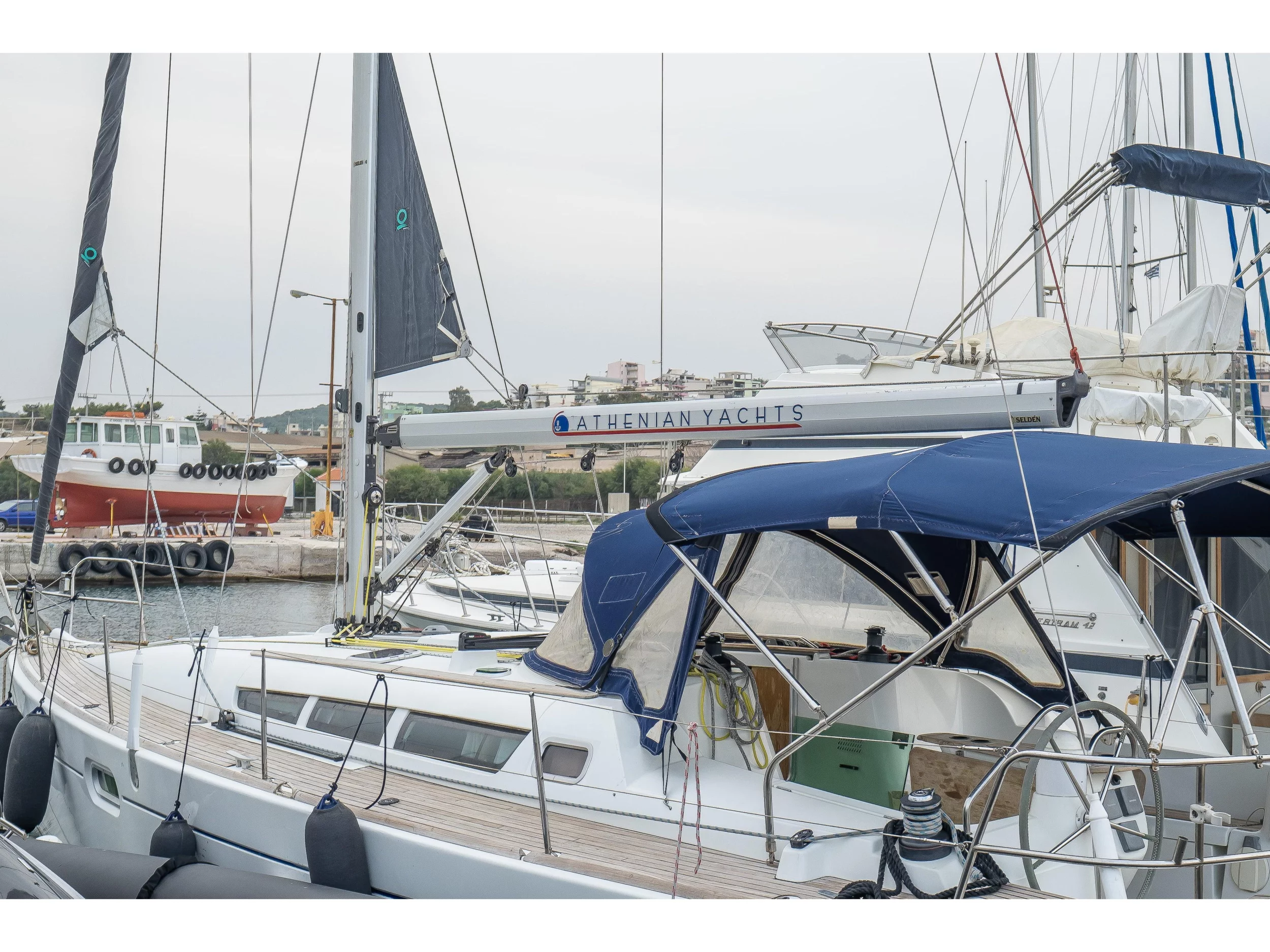Sun Odyssey 42 i (BEST MEN) Main image - 0