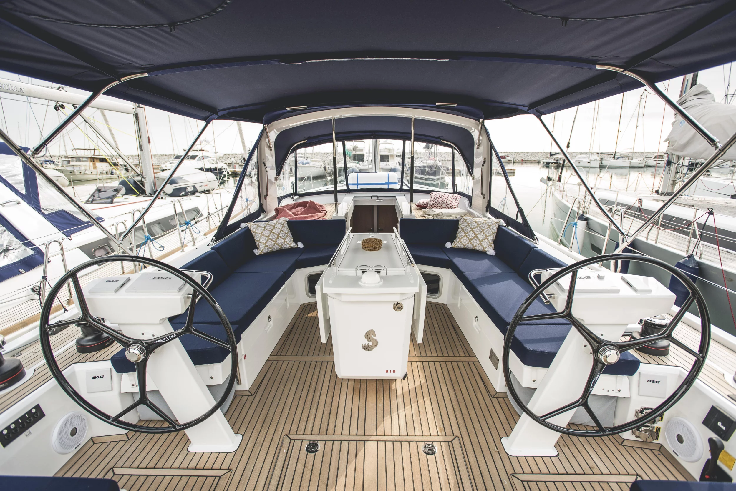 Oceanis 51.1 (Aphros - Comfort line) pozzetto - 6